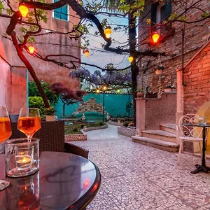 Casa Boccassini Otel